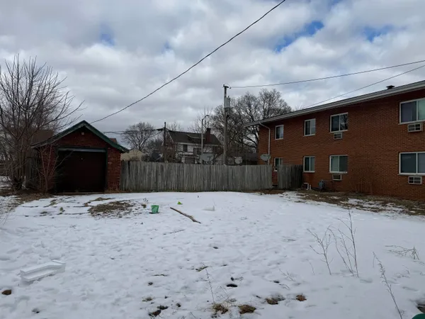 $120,000 | 359 West Grand Avenue, Beloit, WI 53511
