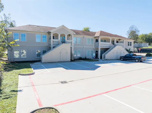 a view of a house with a outdoor space