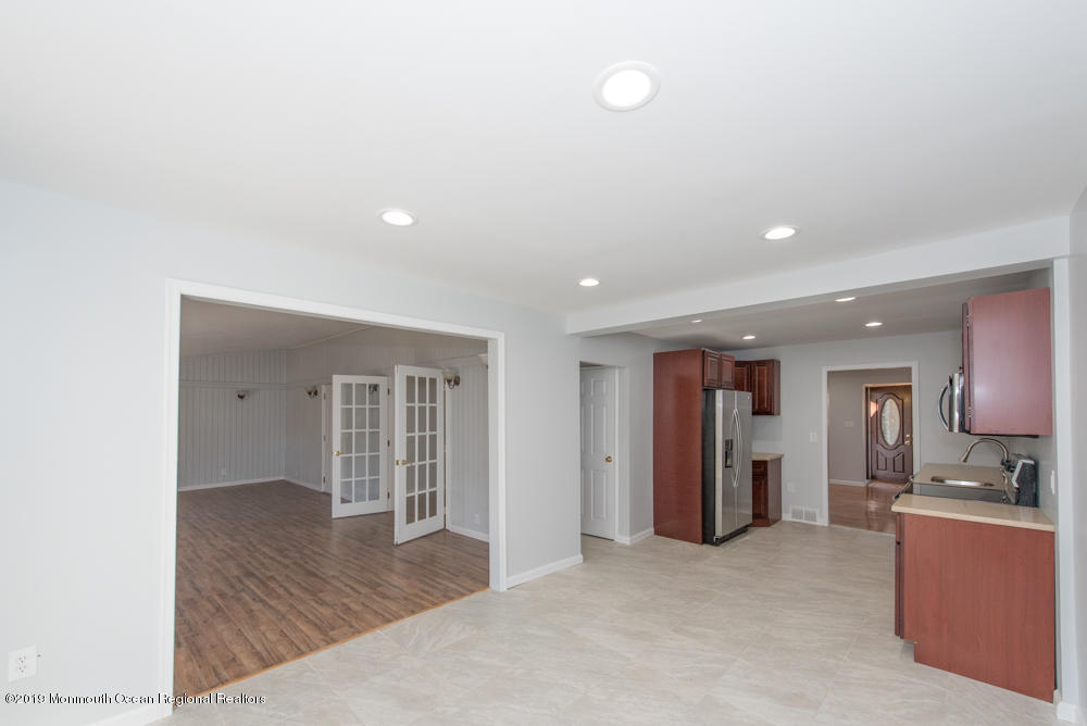 2 Timber Road East Brunswick, NJ 08816 - Photo 16 of 32 jt (92 of 108)
