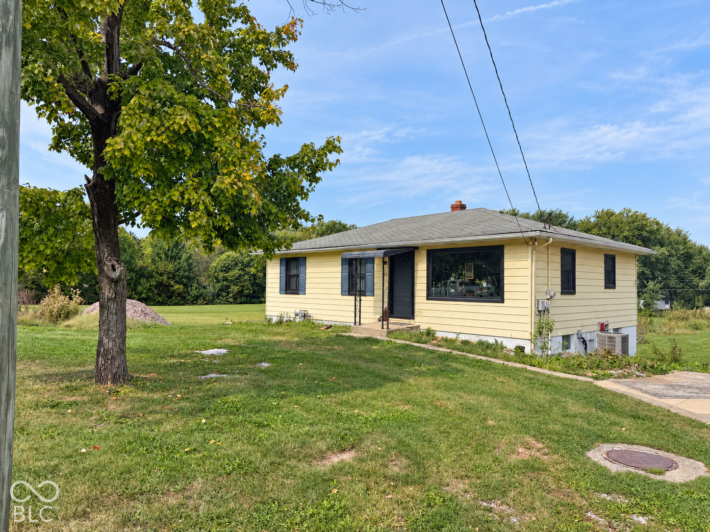 302 East Thompson Road Indianapolis, IN 46227 - Photo 2 of 19 Gallery Image 2