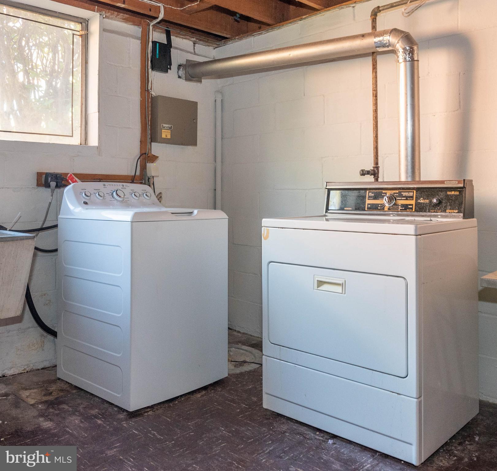 4514 Tapscott Road Pikesville, MD 21208 - Photo 19 of 26 Laundry