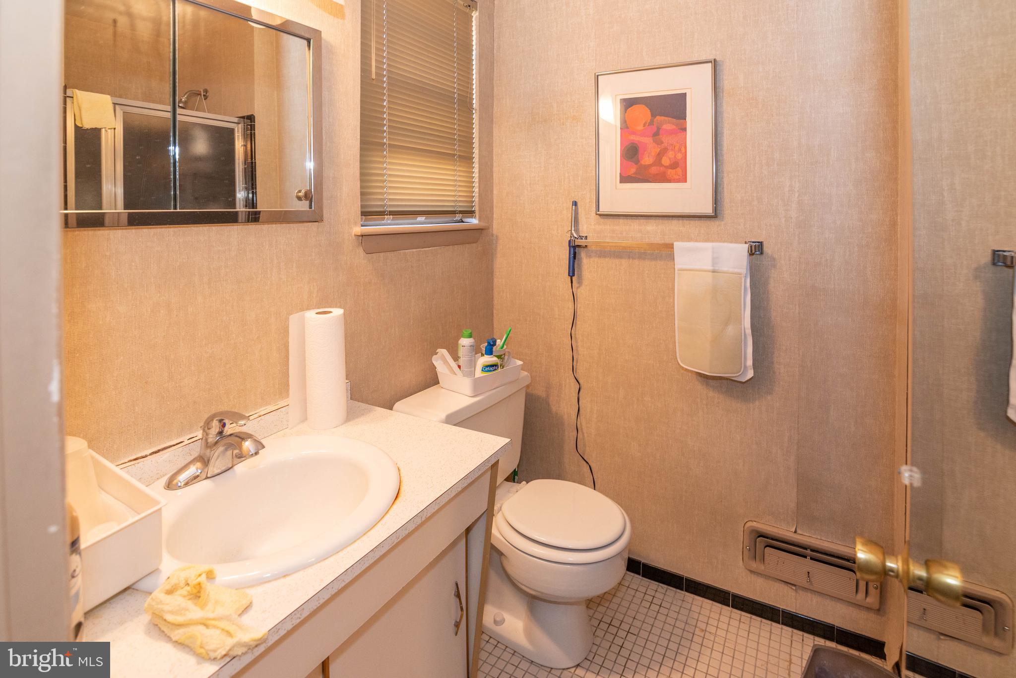 4514 Tapscott Road Pikesville, MD 21208 - Photo 10 of 26 Primary Bath