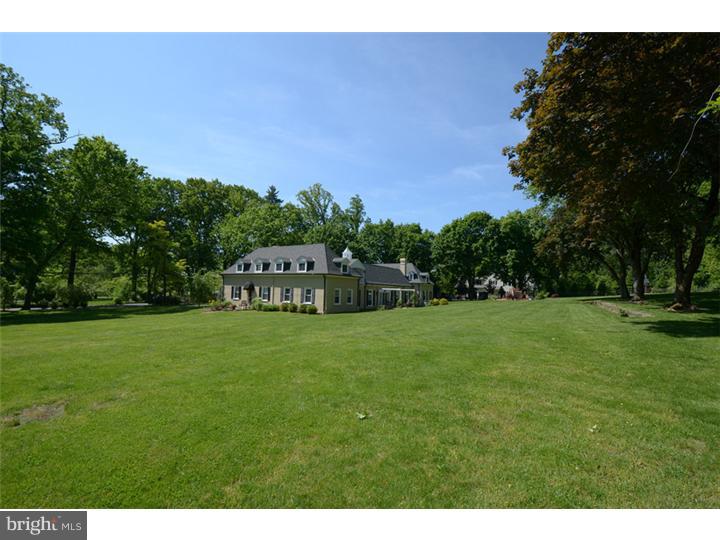 2617 Wayland Road Berwyn, PA 19312 - Photo 2 of 20 Exterior Side