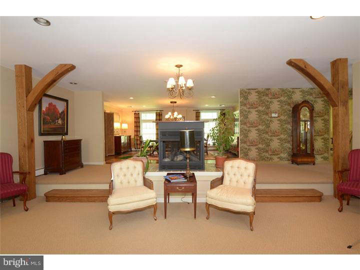 2617 Wayland Road Berwyn, PA 19312 - Photo 7 of 20 Living Room