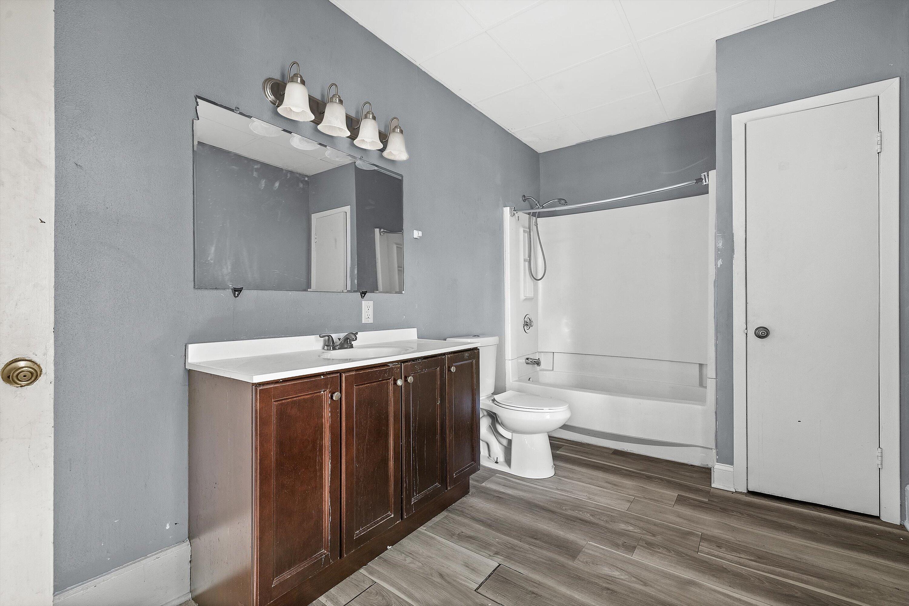1128 Lathrop Avenue Racine, WI 53405 - Photo 14 of 26 13-IMG_6675