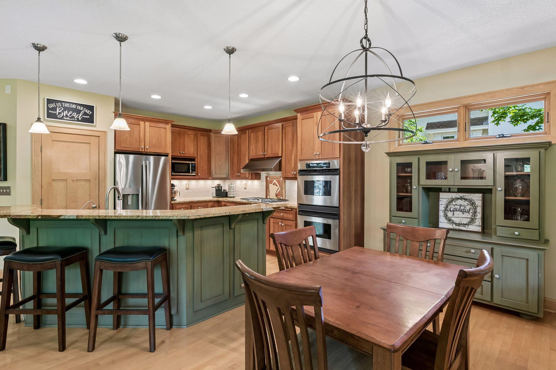 2866 Timberview Trail Chaska, MN 55318 - Photo 13 of 45