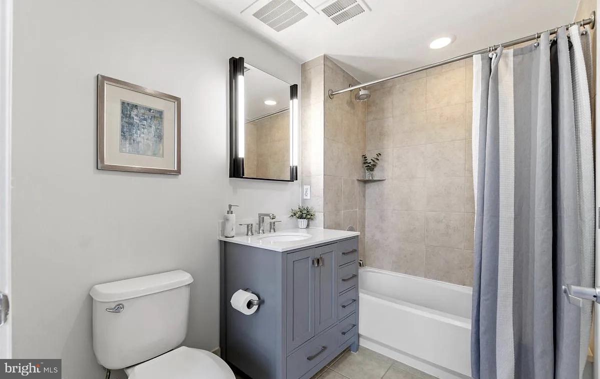 2301 Champlain Street Northwest, Unit 111 Washington, DC 20009 - Photo 10 of 18