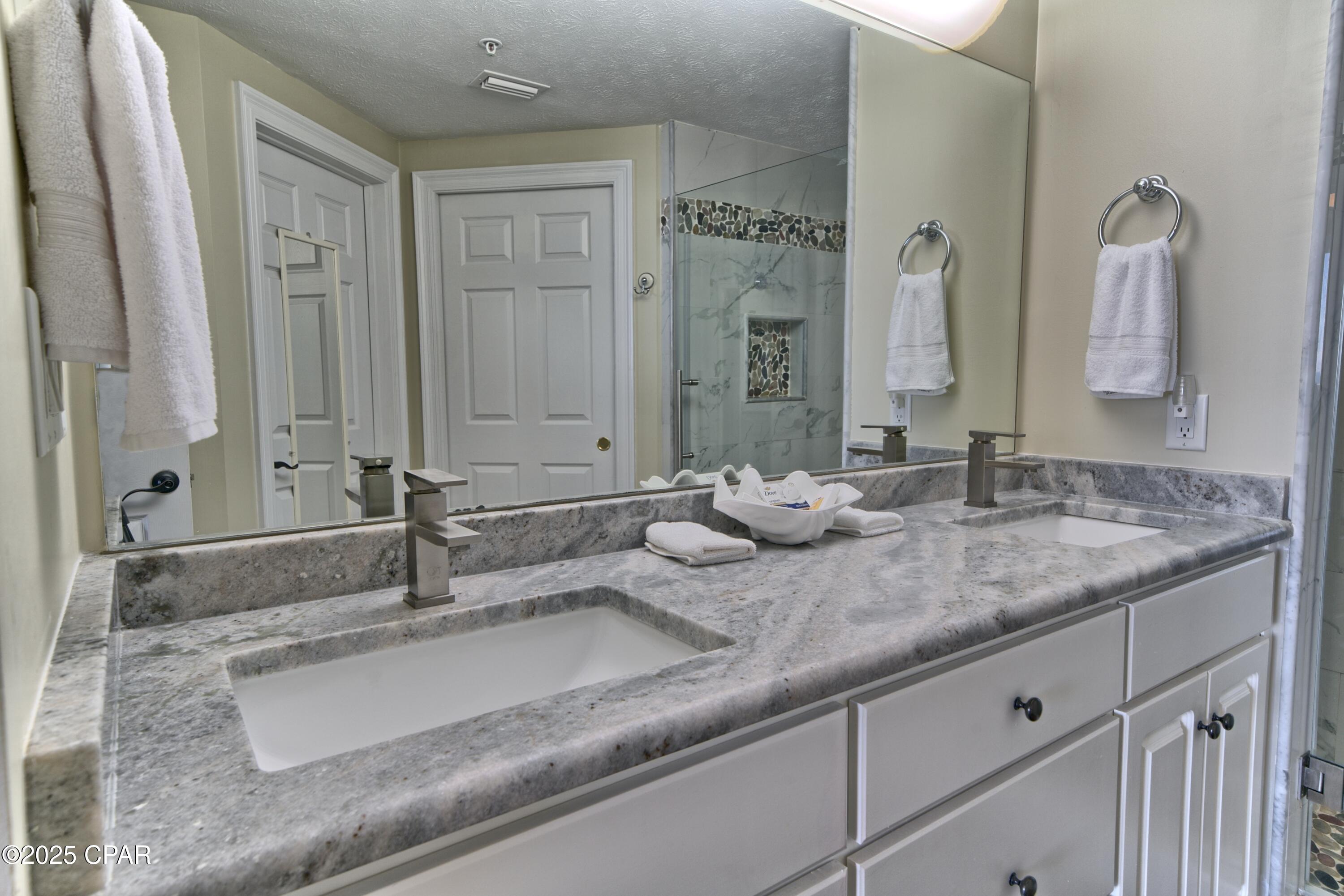 5004 Thomas Drive, Unit 1404 Panama City, FL 32408 - Photo 14 of 52