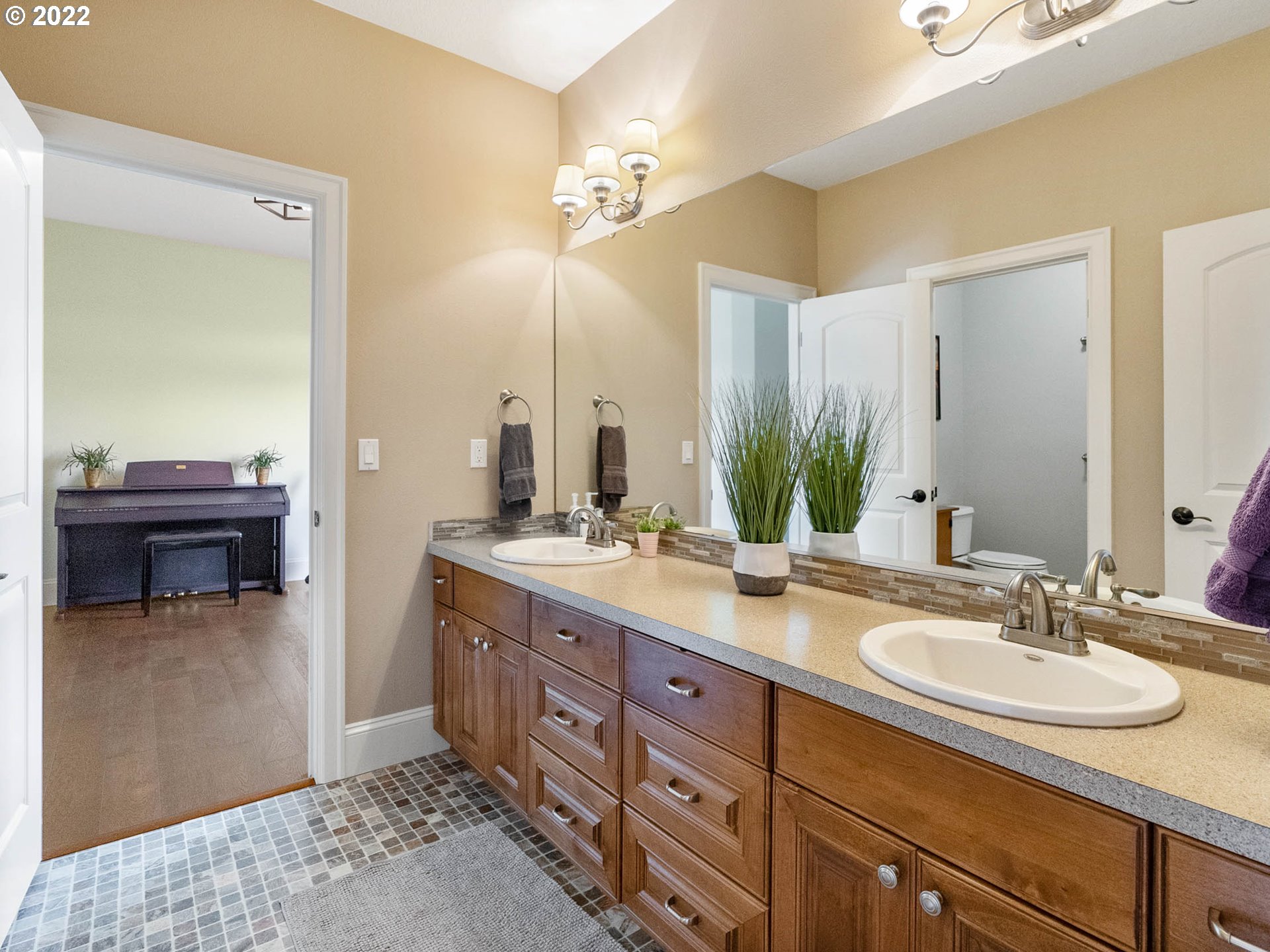 48230 Northwest Narup Road Banks, OR 97106 - Photo 18 of 32 Bathroom