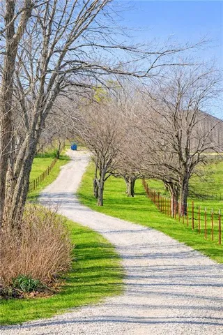 $759,000 | 1044 Southwest 101st Road, Chilhowee, MO 64733