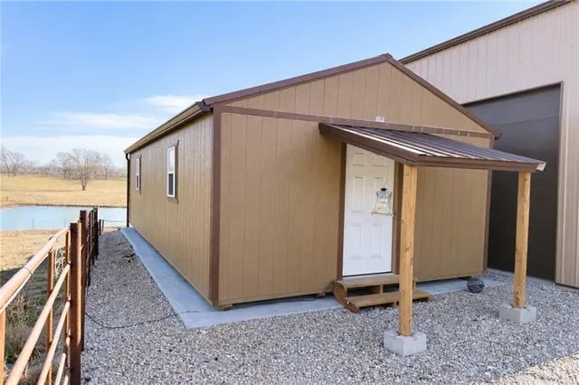 $759,000 | 1044 Southwest 101st Road, Chilhowee, MO 64733