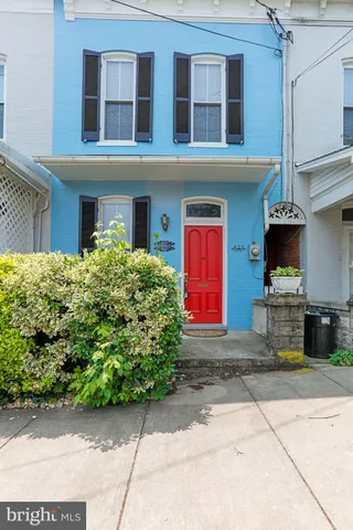 $180,000 | 425 West Martin Street, Martinsburg, WV 25401