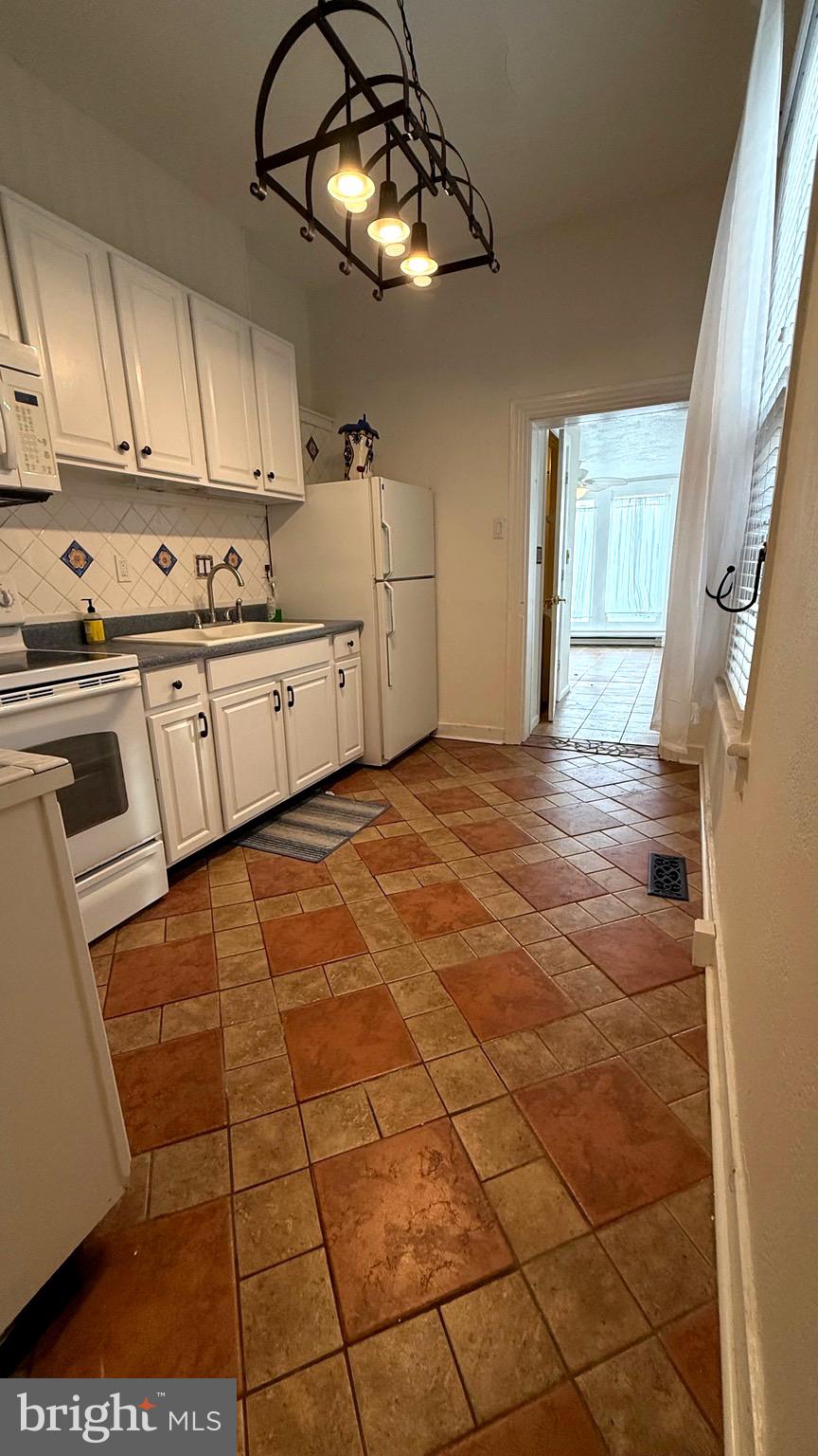 425 West Martin Street Martinsburg, WV 25401 - Photo 13 of 30