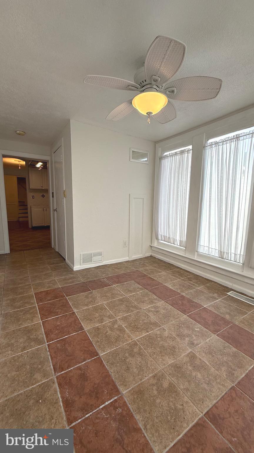 425 West Martin Street Martinsburg, WV 25401 - Photo 18 of 30