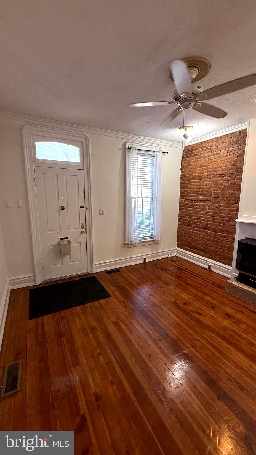 425 West Martin Street Martinsburg, WV 25401 - Photo 7 of 30