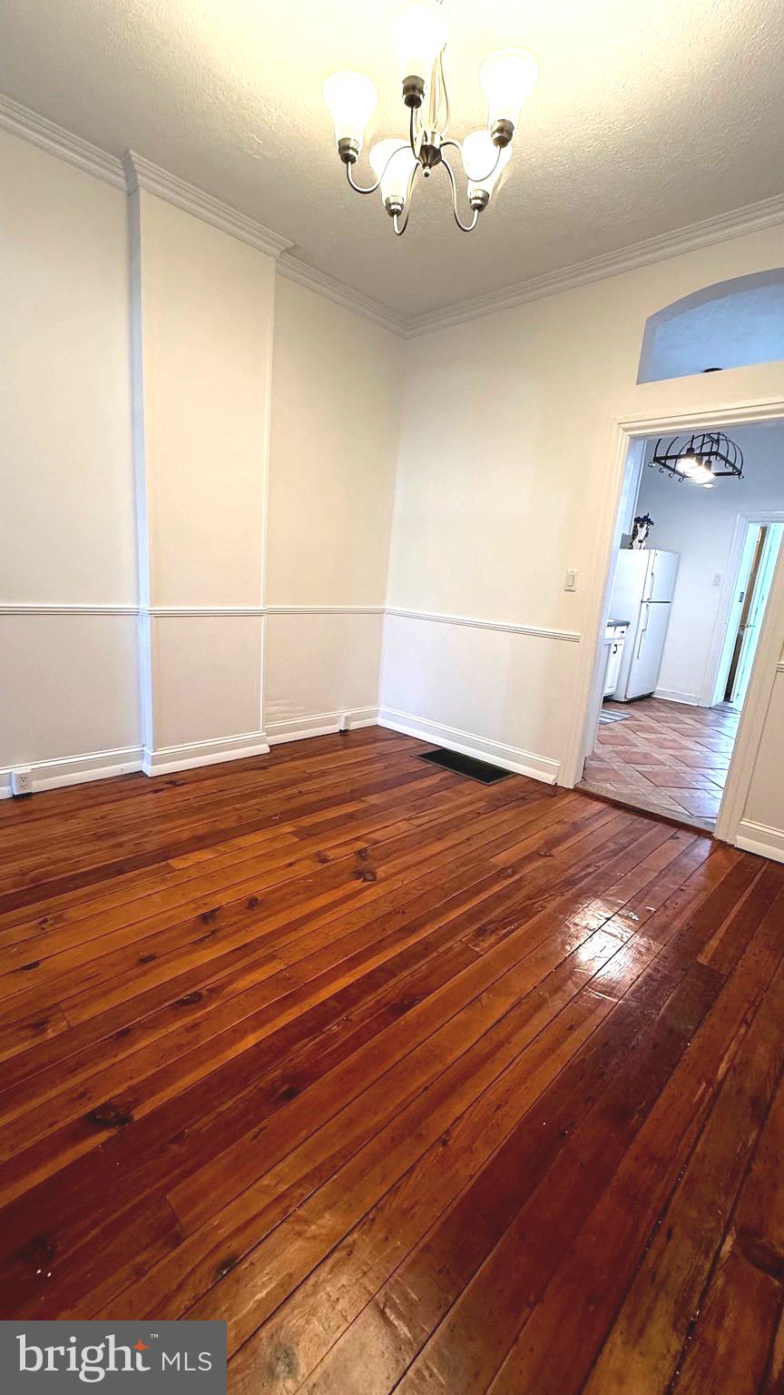 425 West Martin Street Martinsburg, WV 25401 - Photo 10 of 30