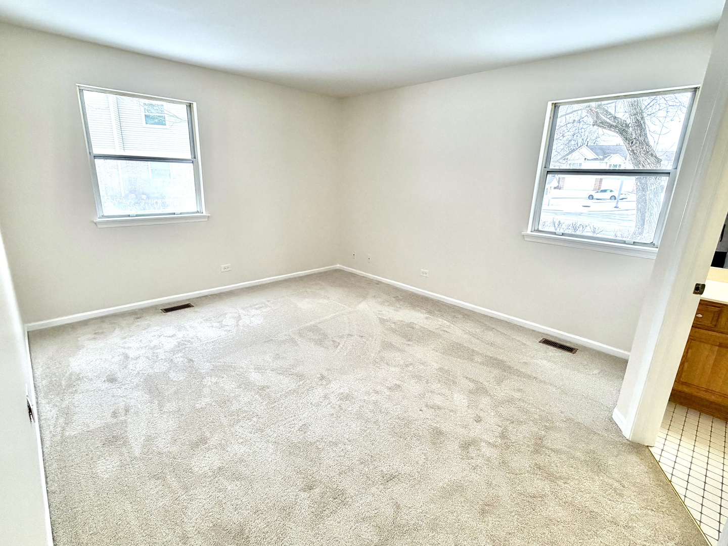 2400 Mallow Court, Unit Z1 Schaumburg, IL 60107 - Photo 11 of 18