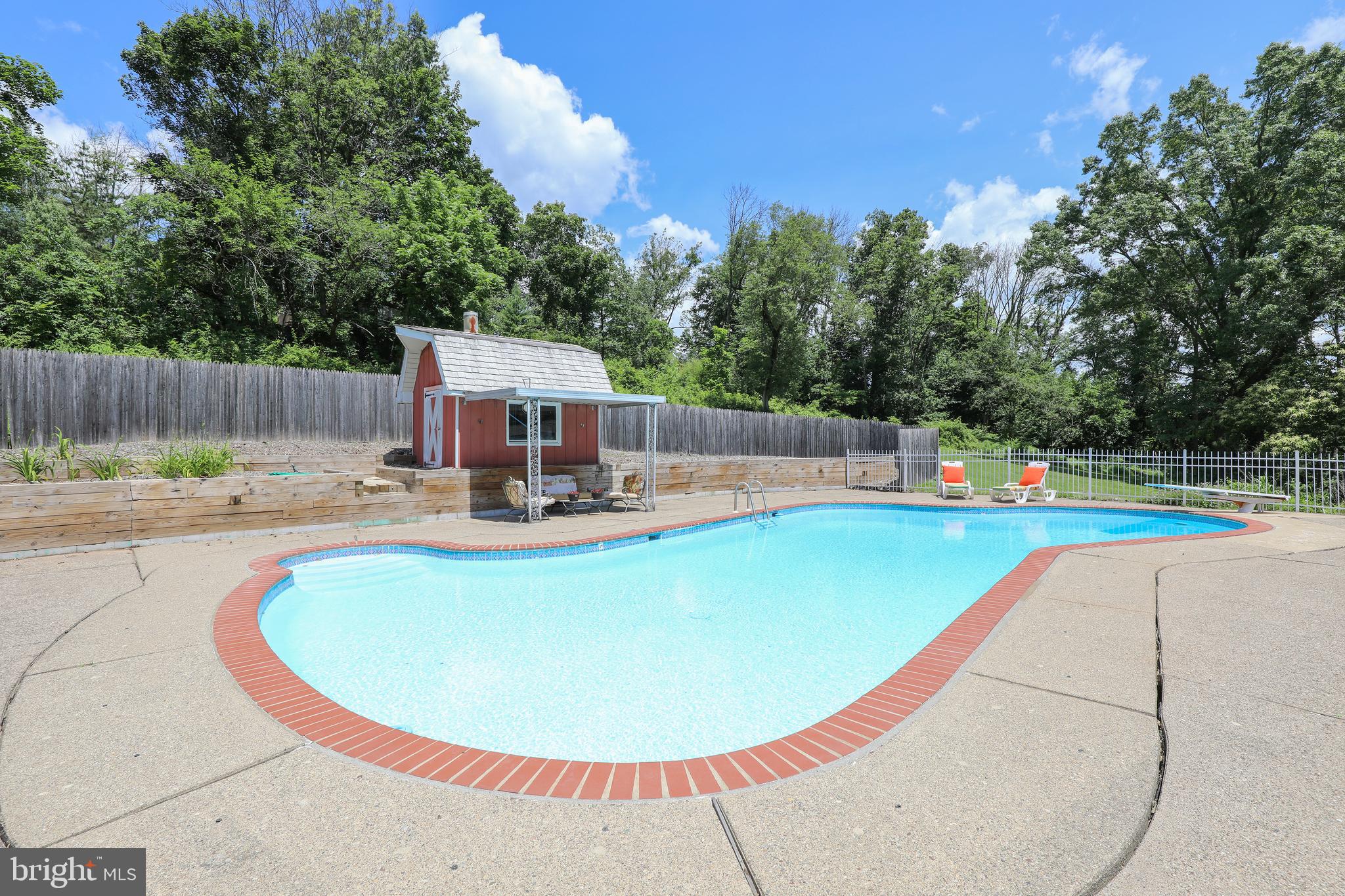 975 Limekiln Road Doylestown, PA 18901 - Photo 11 of 47 Pool