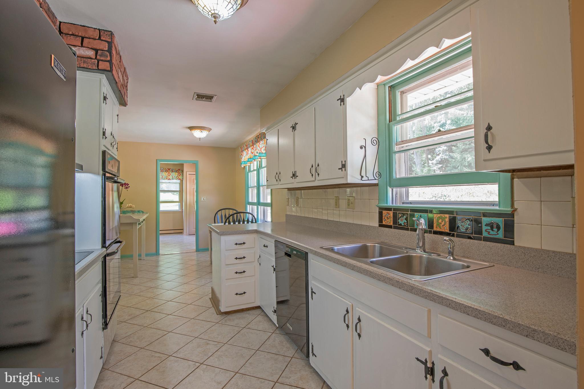 975 Limekiln Road Doylestown, PA 18901 - Photo 24 of 47 Kitchen