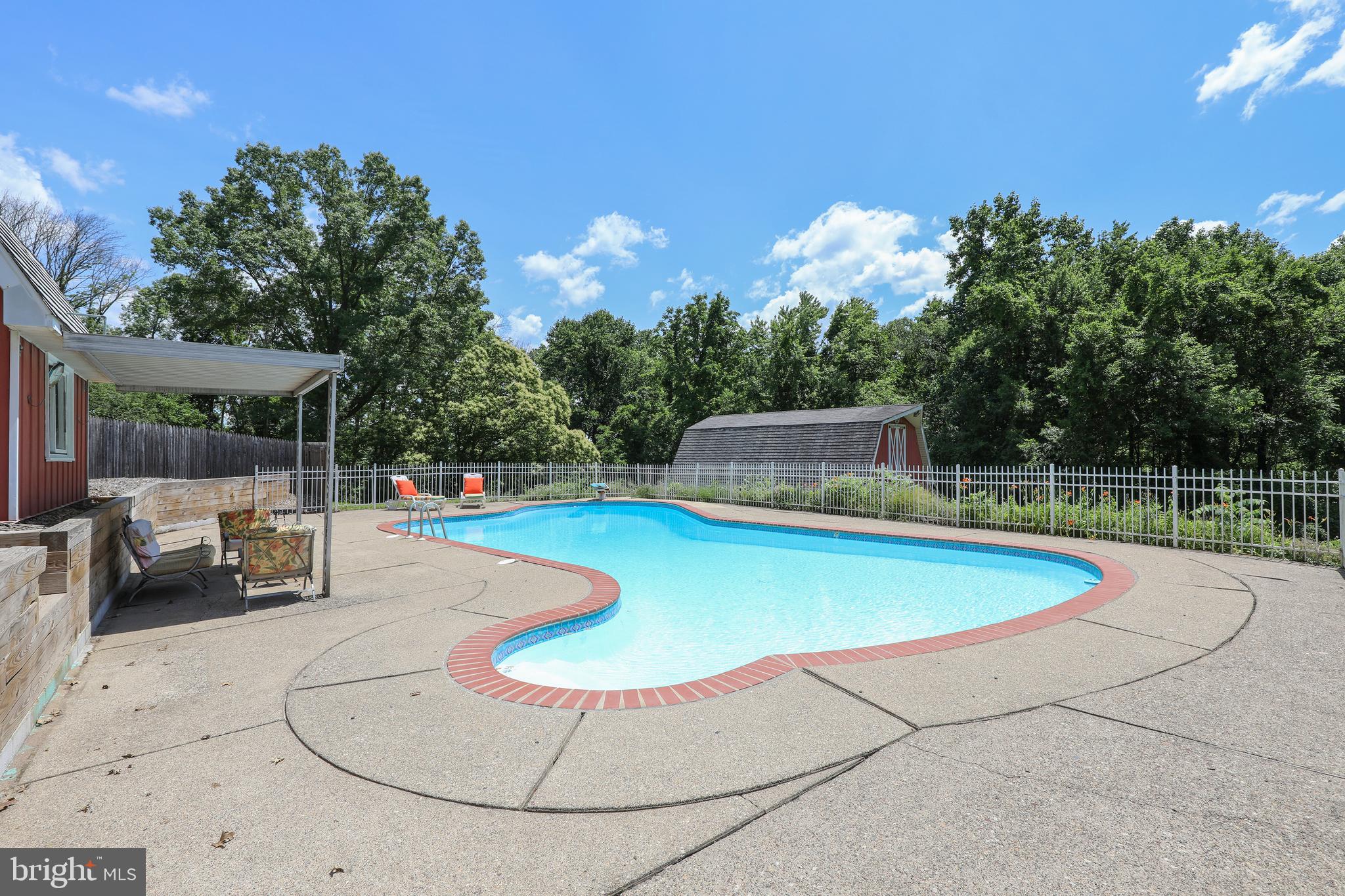 975 Limekiln Road Doylestown, PA 18901 - Photo 10 of 47 Pool