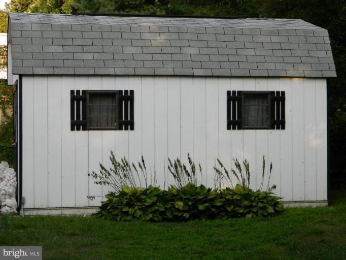 Shed
