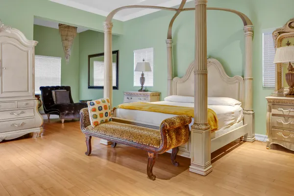 $7,100 | 12121 70th Place North, West Palm Beach, FL 33412