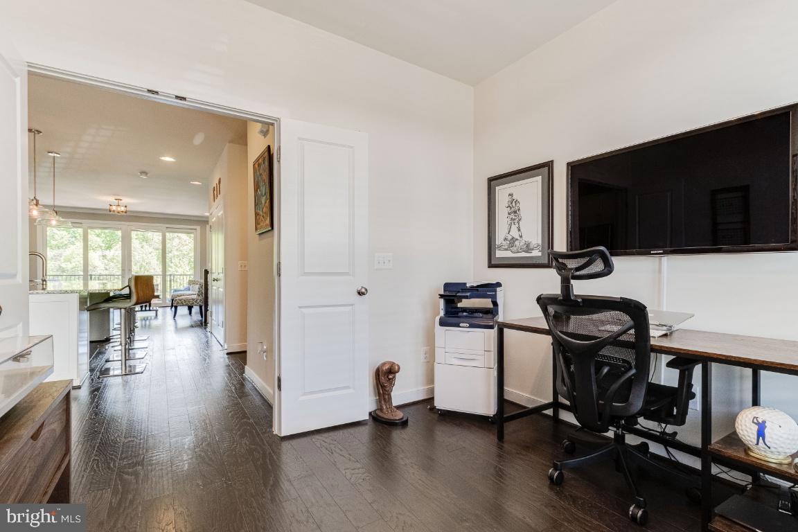 42361 Chapel Gate Terrace Brambleton, VA 20148 - Photo 14 of 54