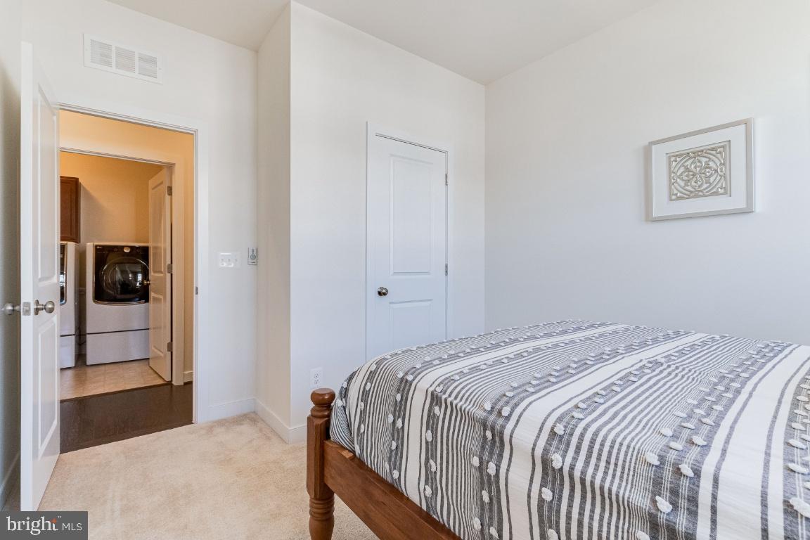 42361 Chapel Gate Terrace Brambleton, VA 20148 - Photo 34 of 54