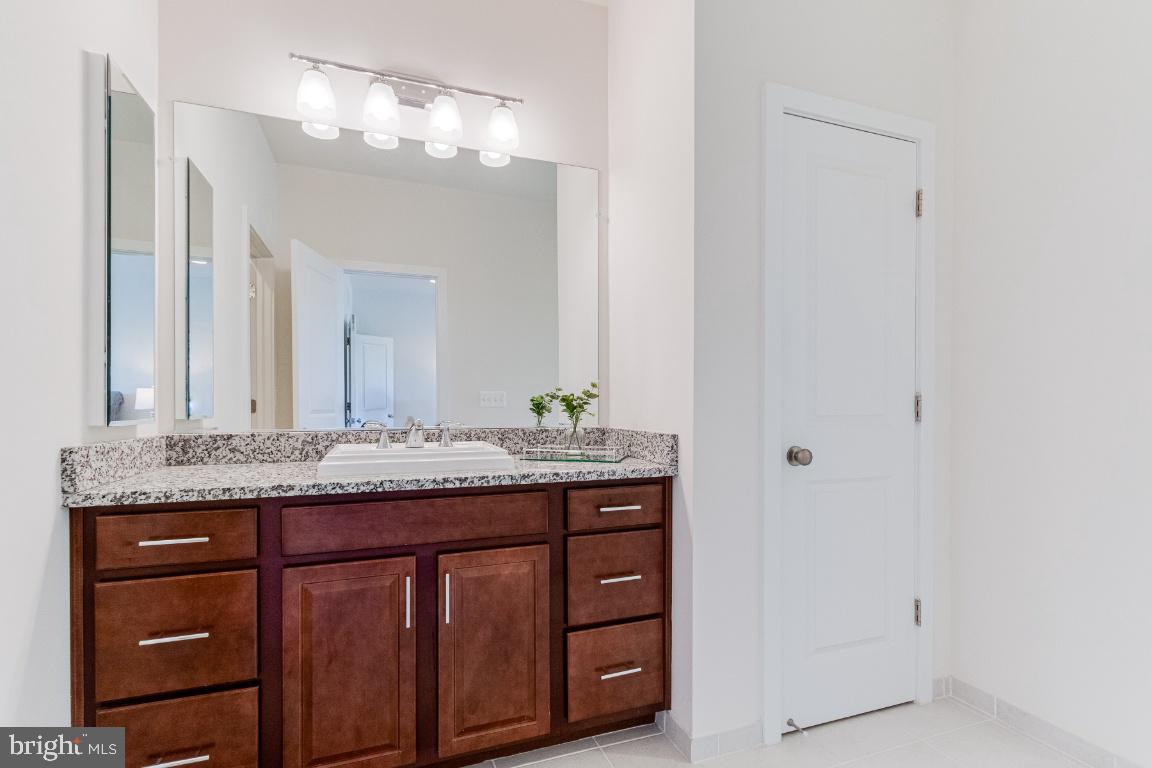 42361 Chapel Gate Terrace Brambleton, VA 20148 - Photo 36 of 54