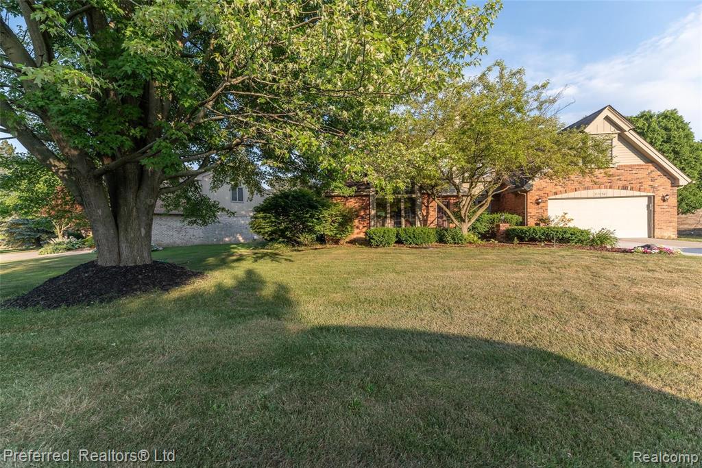 31170 Country Ridge Circle Farmington Hills, MI 48331 - Photo 46 of 56