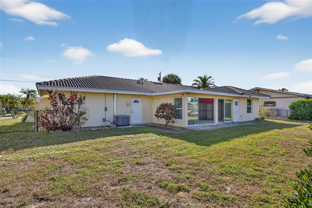 523 Vía Cintia Punta Gorda, FL 33950 - Photo 22 of 34