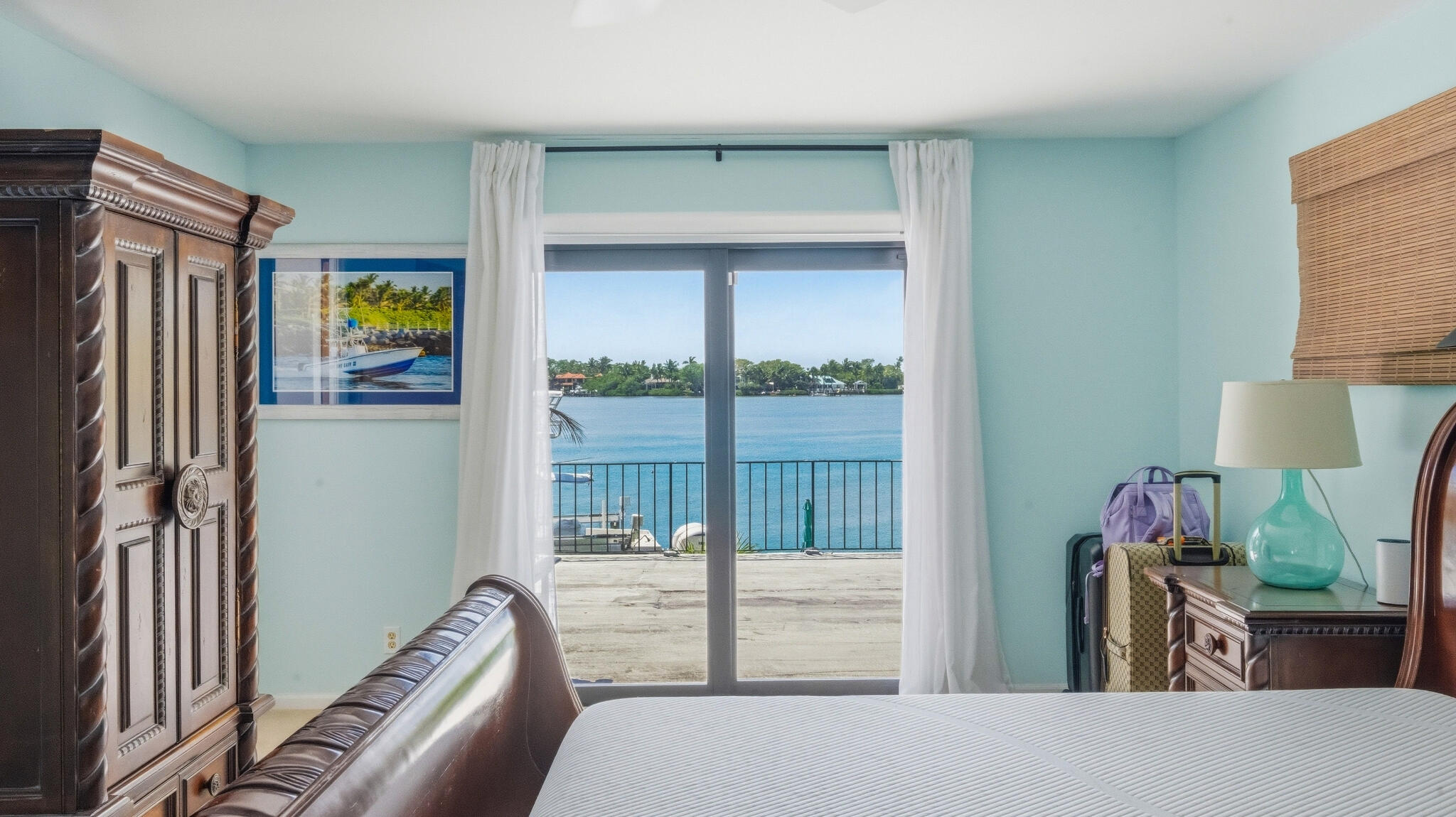 1305 Peninsular Road Jupiter, FL 33469 - Photo 20 of 23 a view of a living room and a balcony