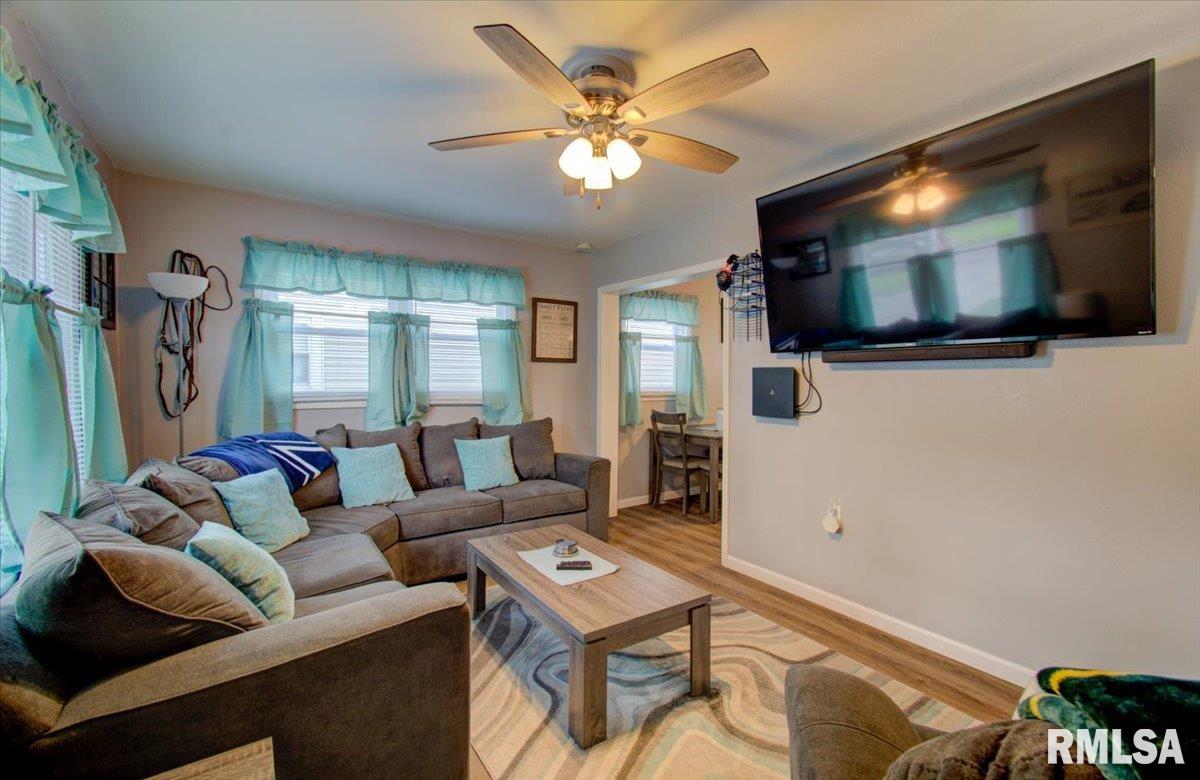 1012 North Ohio Street Springfield, IL 62702 - Photo 3 of 41 Gallery Image 3