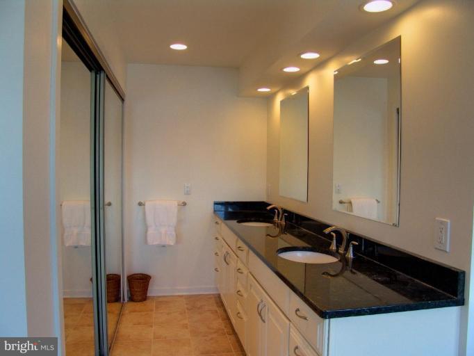 572 Laurel Road Riva, MD 21140 - Photo 18 of 30 Master Bath