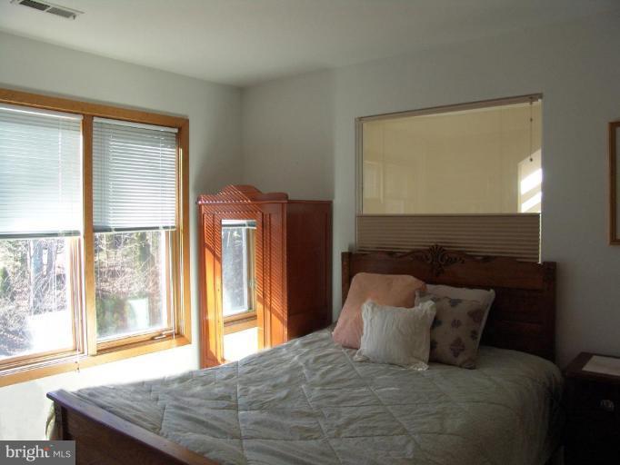 572 Laurel Road Riva, MD 21140 - Photo 19 of 30 Bedroom #4