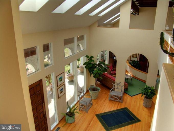 572 Laurel Road Riva, MD 21140 - Photo 21 of 30 Entrance / Foyer