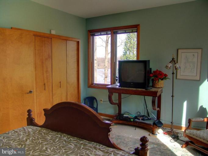 572 Laurel Road Riva, MD 21140 - Photo 23 of 30 Bedroom #3