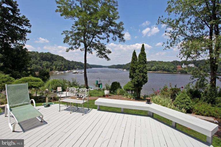 572 Laurel Road Riva, MD 21140 - Photo 4 of 30 Deck