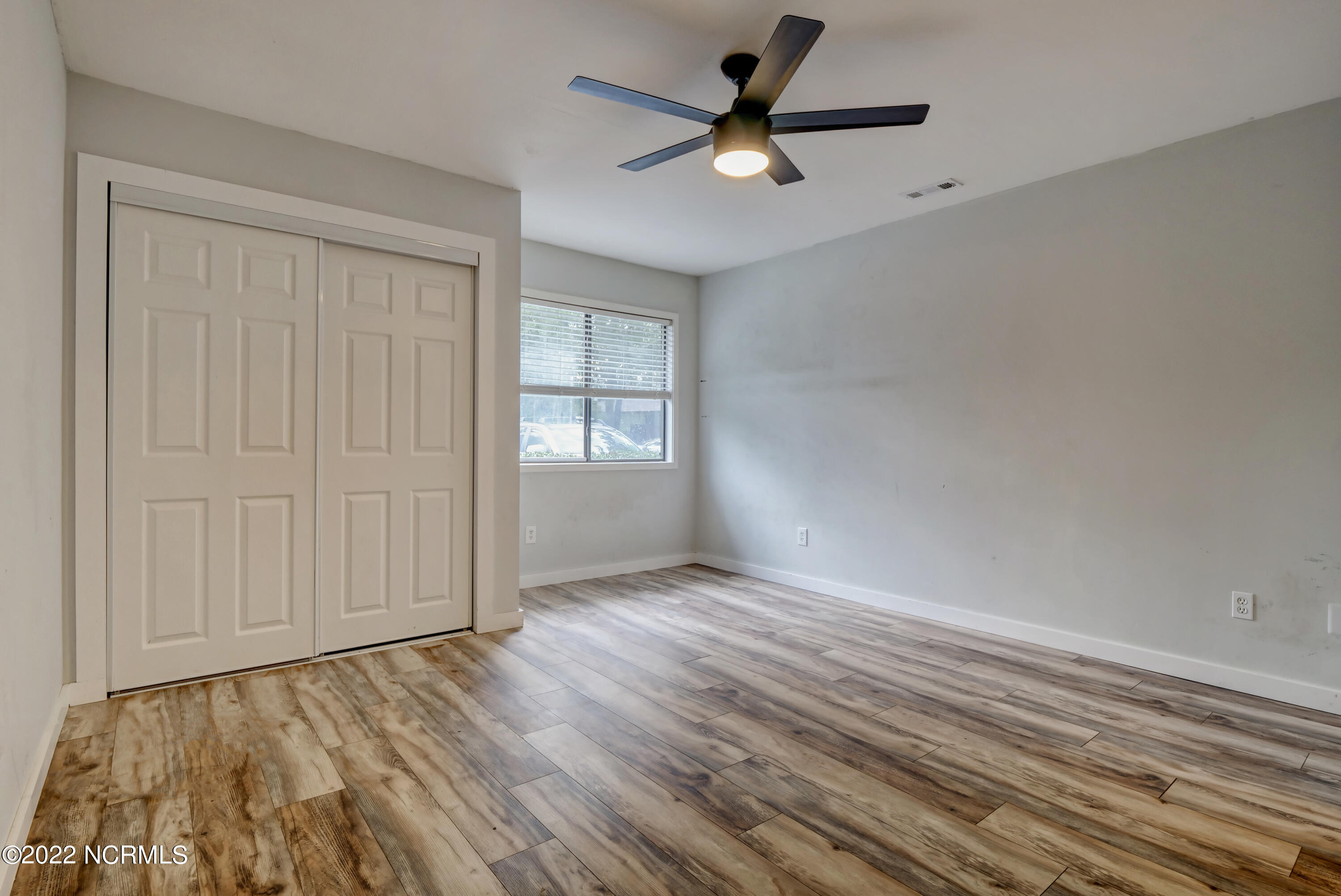 1507 Military Cutoff Road, Unit 130 Wilmington, NC 28403 - Photo 23 of 34 P3311489_90_91_92_93_94_95