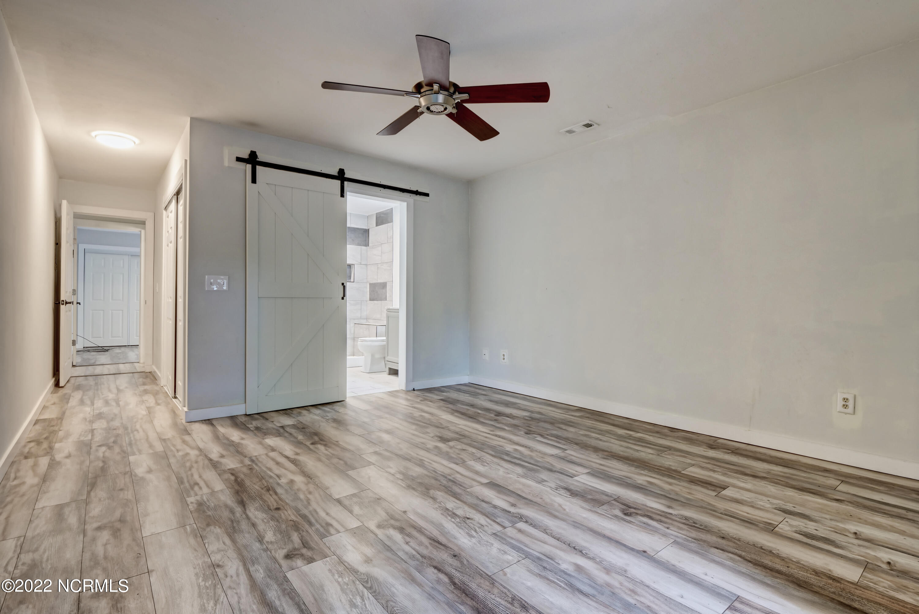 1507 Military Cutoff Road, Unit 130 Wilmington, NC 28403 - Photo 30 of 34 P3311559_60_61_62_63_64_65