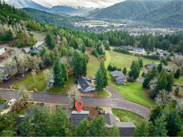 $349,000 | 48489 Hiland Ranch Drive, Oakridge, OR 97463