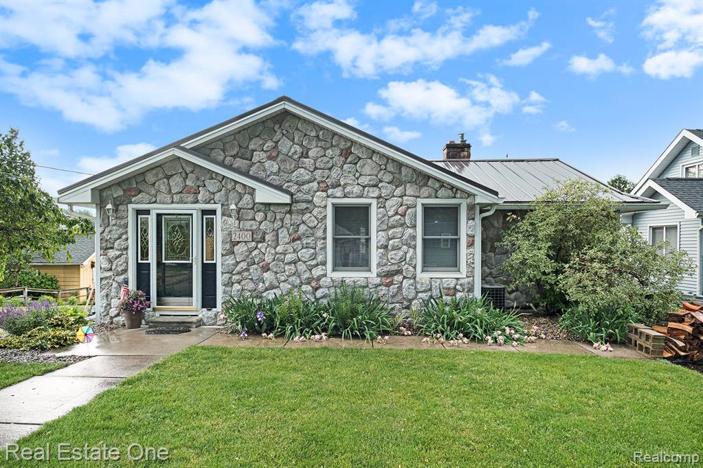 2400 Allen Road Ortonville, MI 48462 - Photo 1 of 30 Gallery Image 1
