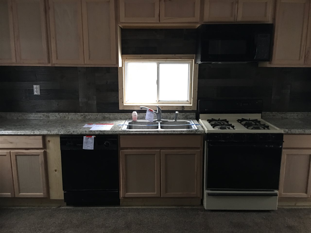 1700 Vanderlip Road Traverse City, MI 49686 - Photo 4 of 11 1856329-3.JPG