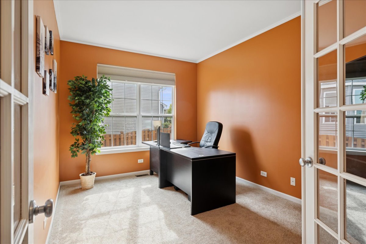 2681 Braeburn Way Woodstock, IL 60098 - Photo 14 of 41 a room with furniture and window