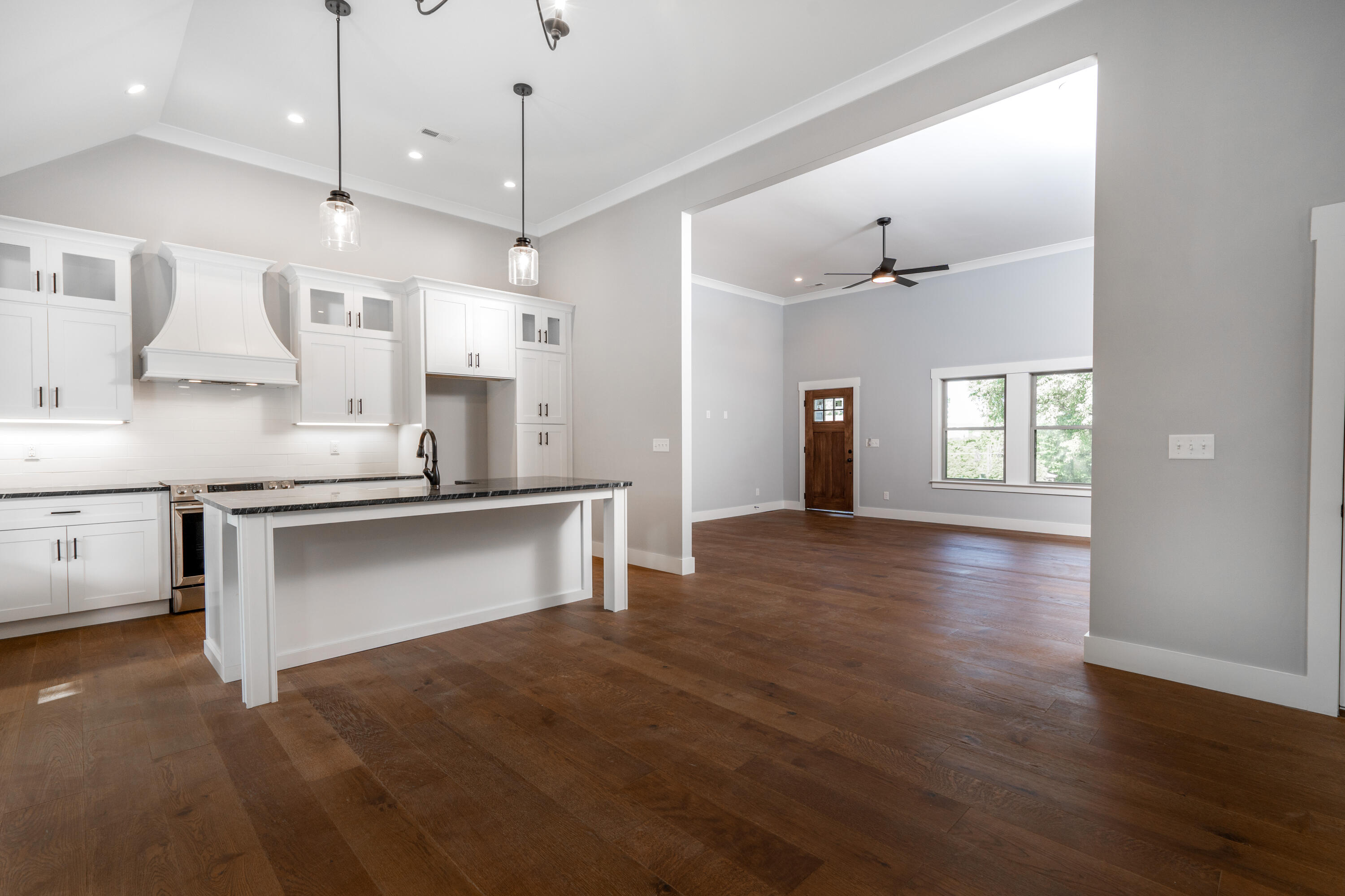 1711 Clayton Drive Chattanooga, TN 37421 - Photo 14 of 41 Kitchen:Dining 1