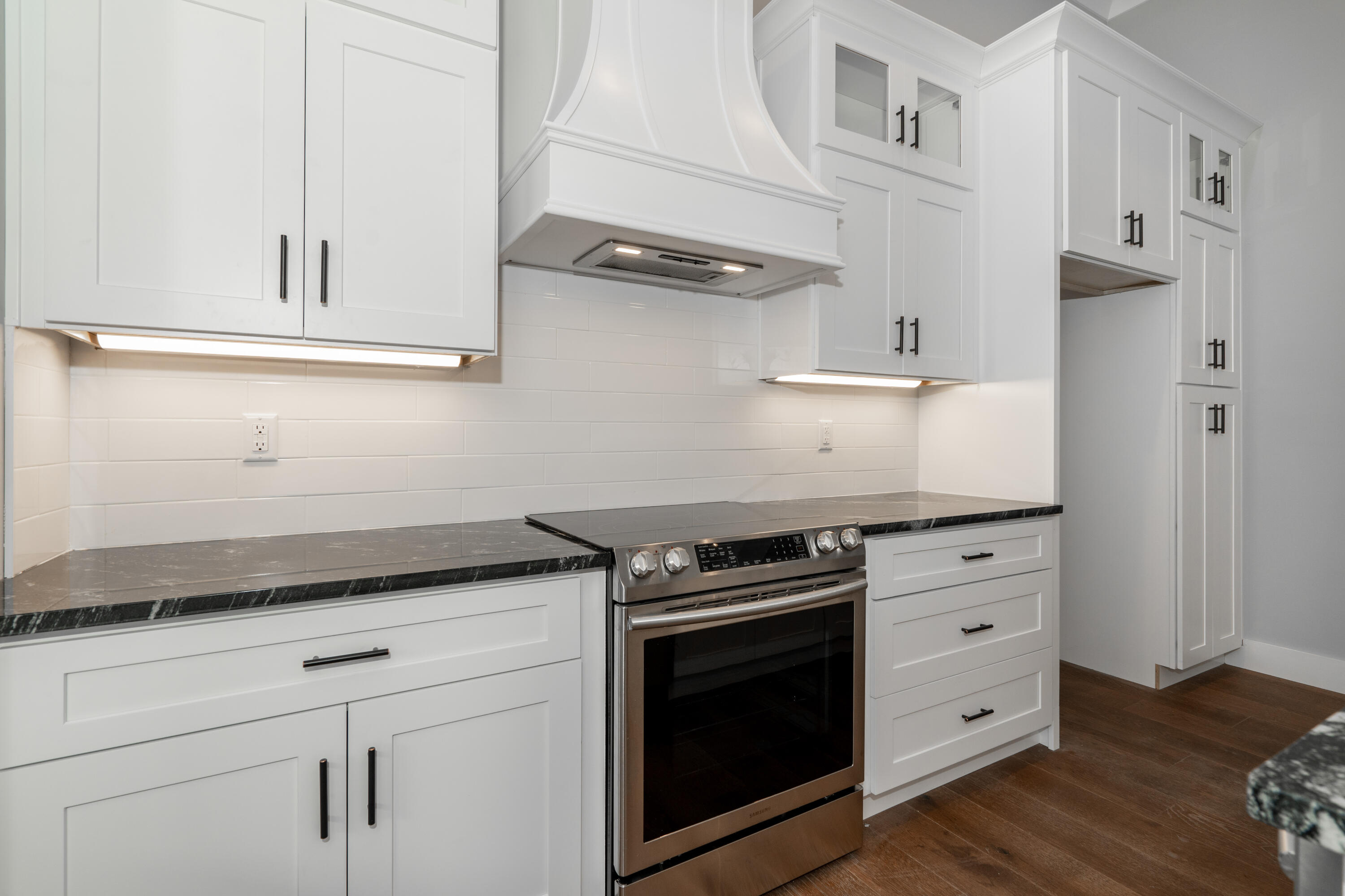 1711 Clayton Drive Chattanooga, TN 37421 - Photo 18 of 41 Kitchen 2