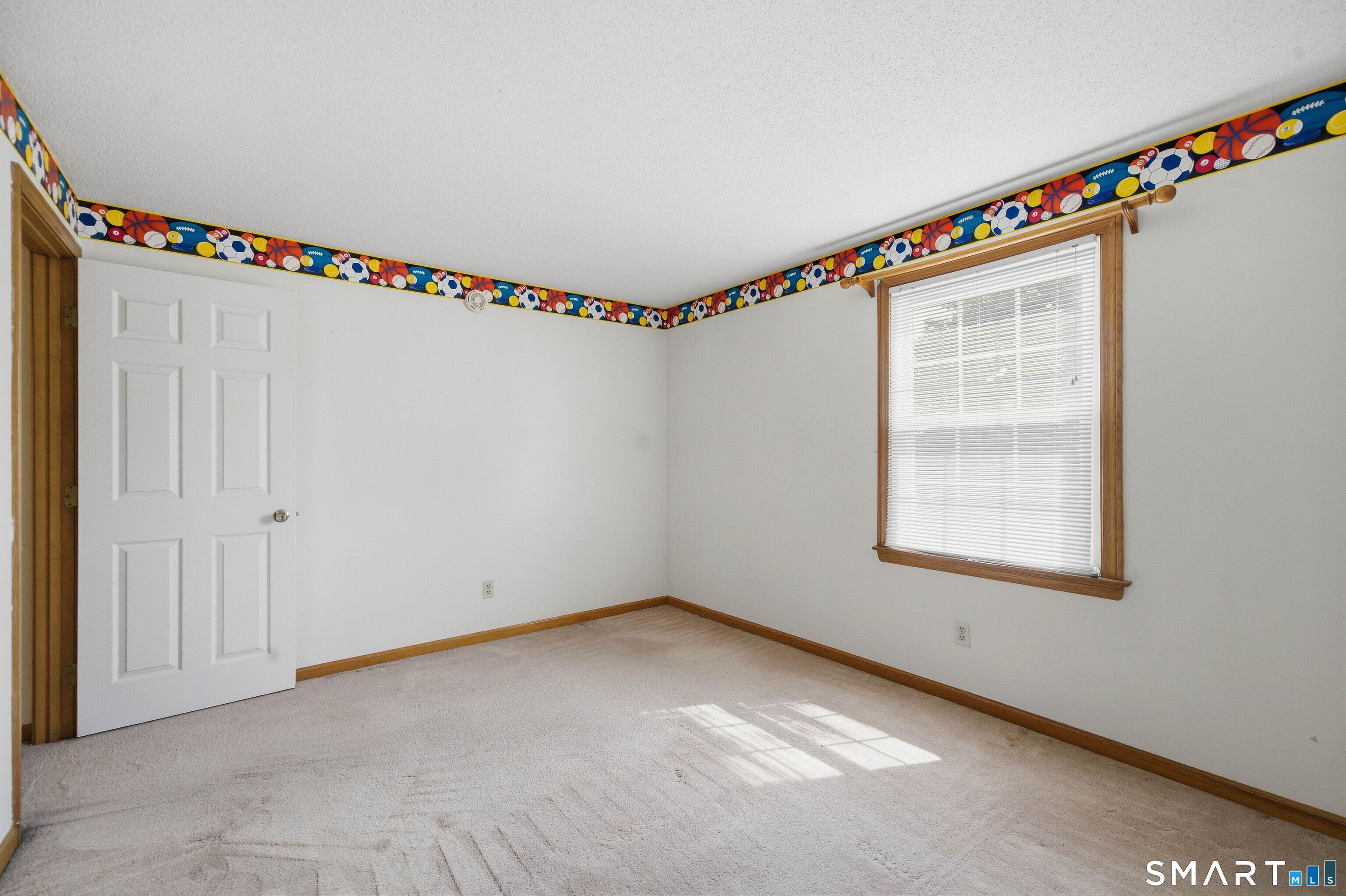17 Spruceland Road Enfield, CT 06082 - Photo 27 of 40 Bedroom