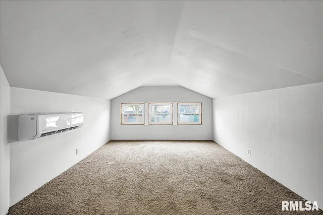 $89,900 | 2635 North Peoria Avenue, Peoria, IL 61603