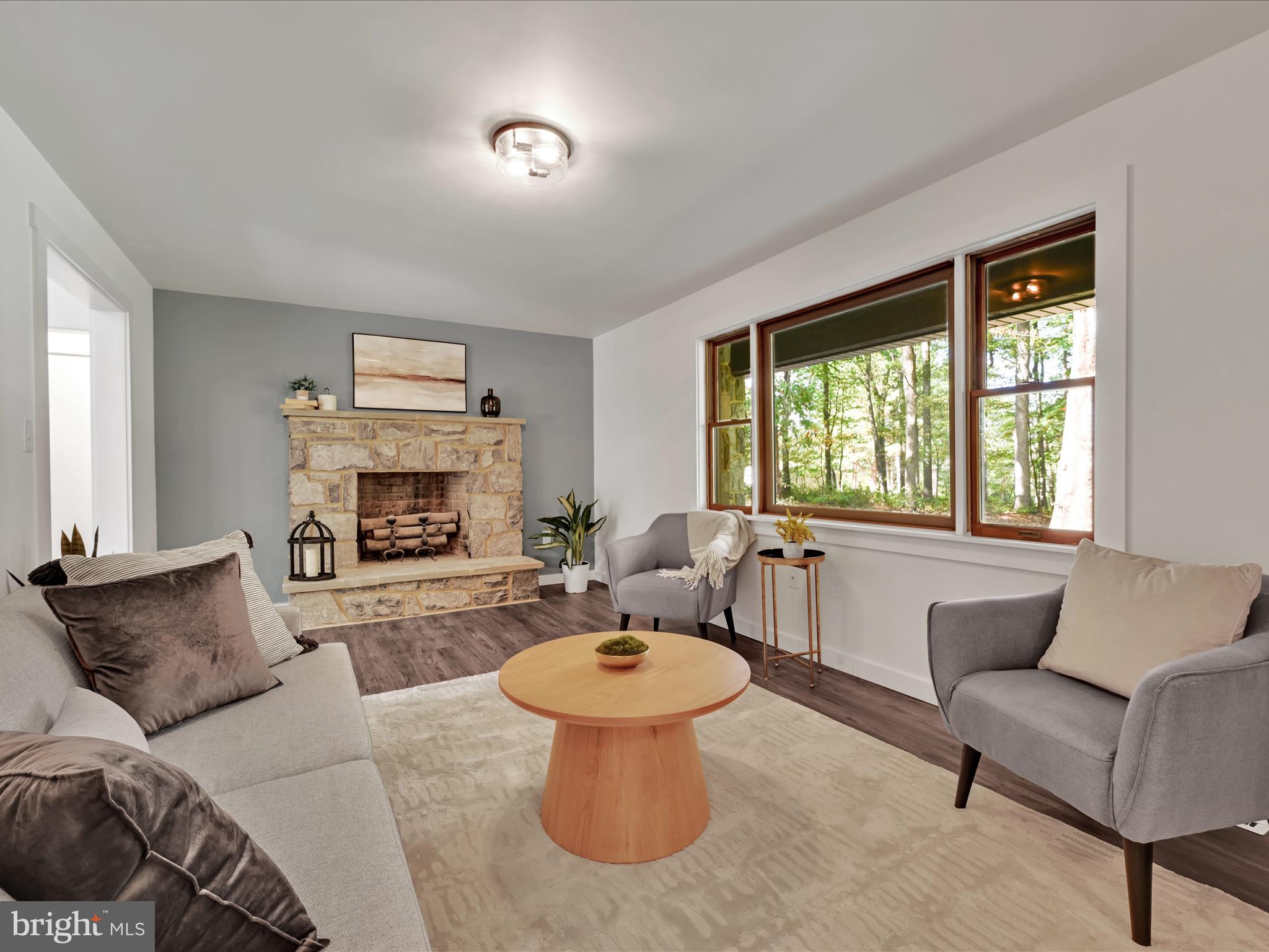 360 Yummerdall Road Lititz, PA 17543 - Photo 11 of 47 Living Area