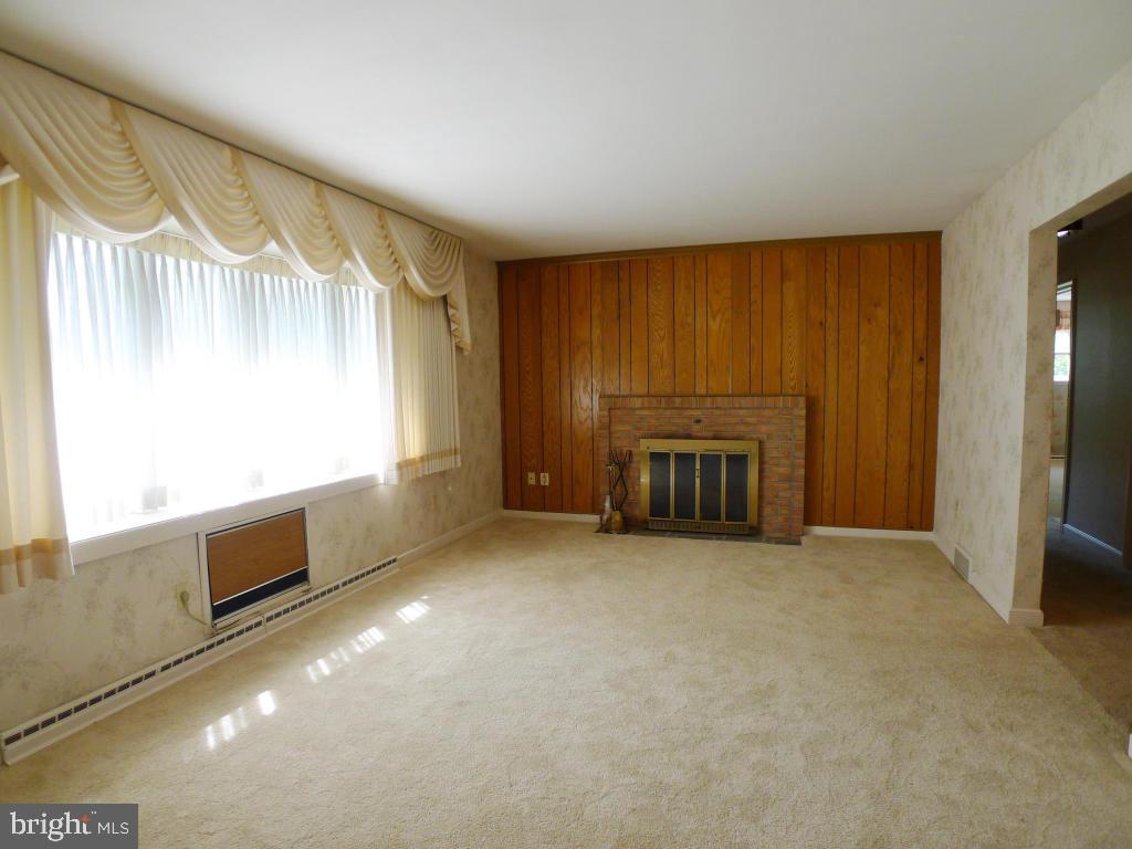 444 Adamstown Road Adamstown, PA 19501 - Photo 3 of 24 Gallery Image 3
